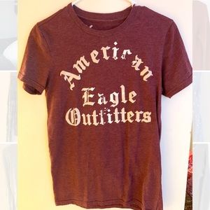 American Eagle tshirt